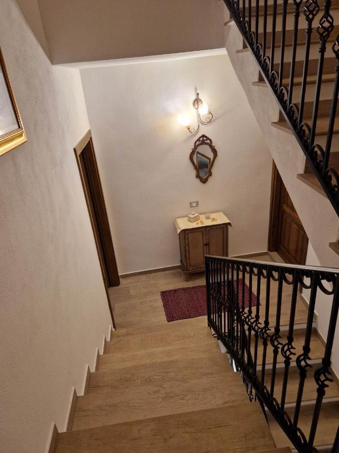 Societa Cooperativa Le Muse Appartement Scano Montiferro Buitenkant foto